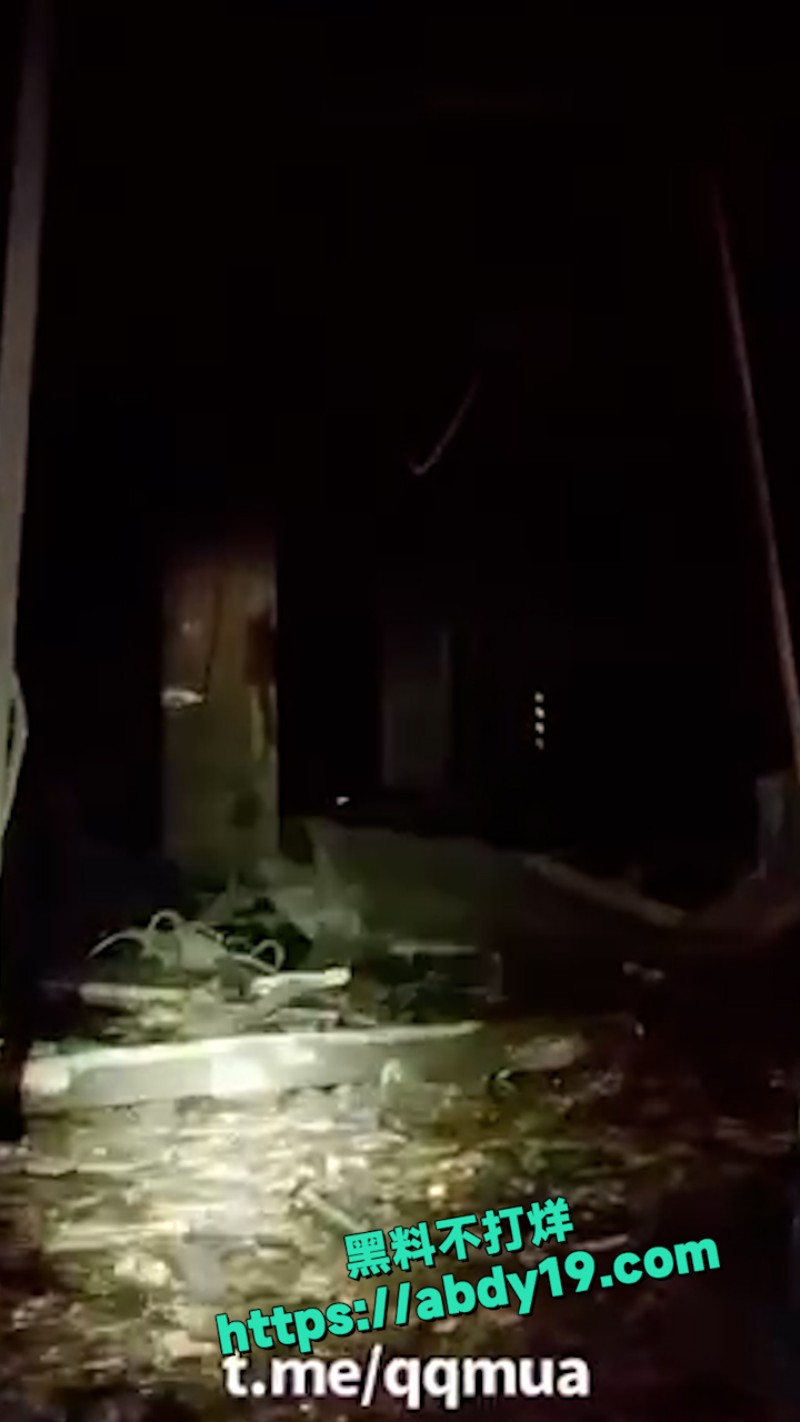 华府小区地下室 发生严重爆炸 15