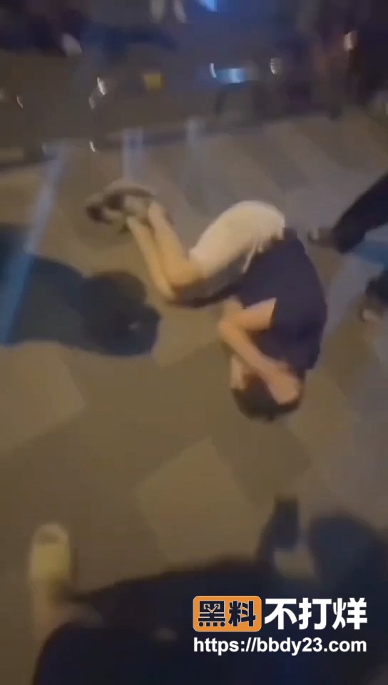 徐州苏宁广场事件1