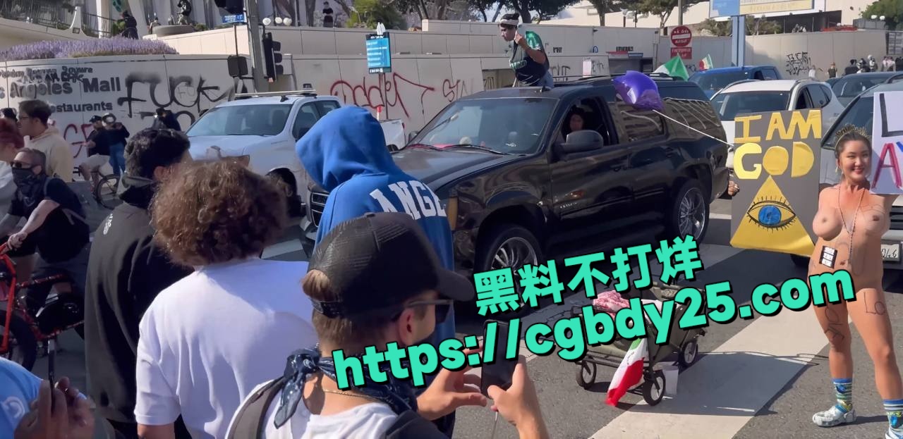 美国洛杉矶大暴乱多名中国留学生被洗脑乱入被白左当炮灰利用24