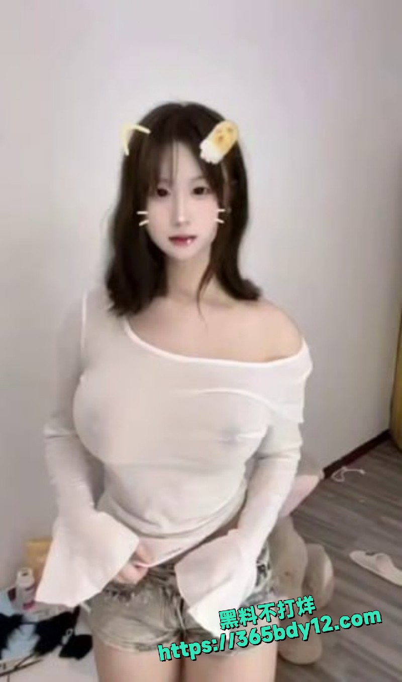 抖音高颜值大奶嫩妹  6