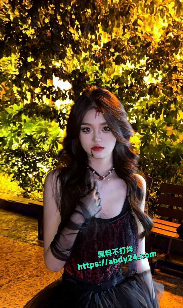 湖南反差婊叶佳私拍流出 6