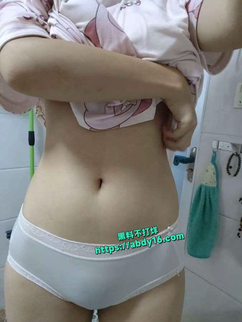 山东极品少女西西私拍流出 13
