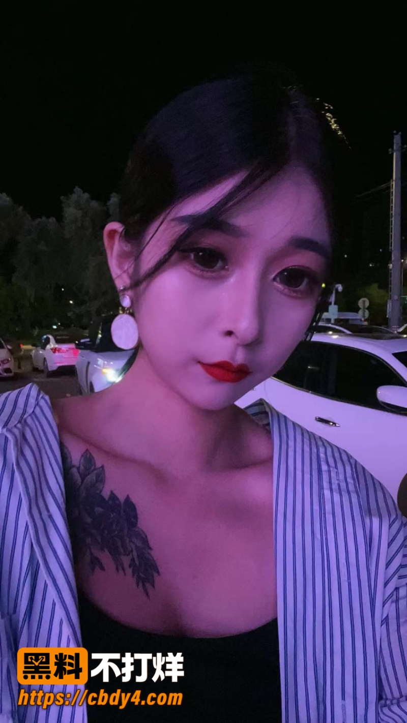哈尔滨02年骚鸡吴欣睿 5