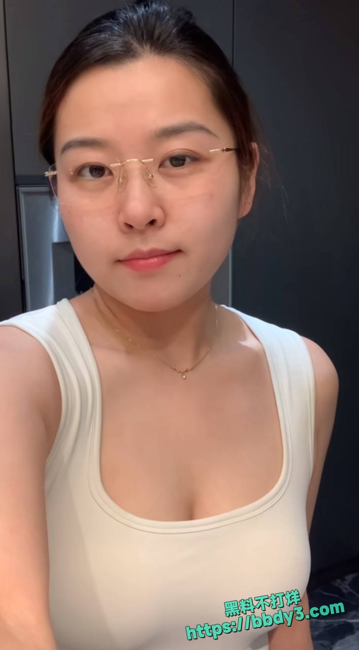 伊犁师范热丽娜12