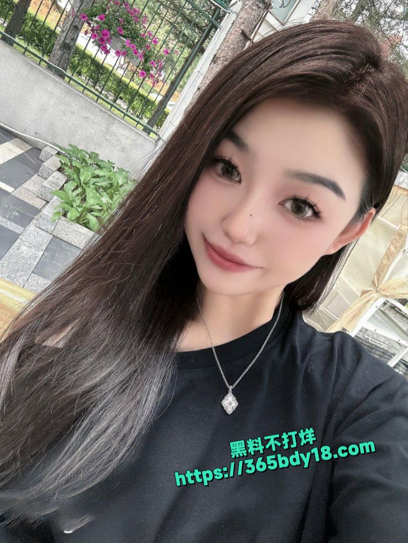 湖南反差婊姜泽丽被包养性爱私拍流出 1