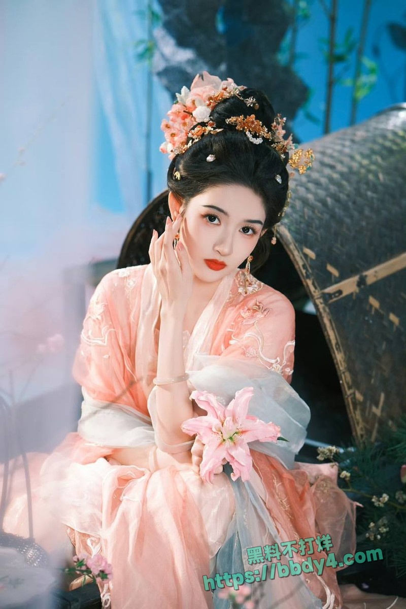 黄景瑜和王玉雯双双登上热搜24