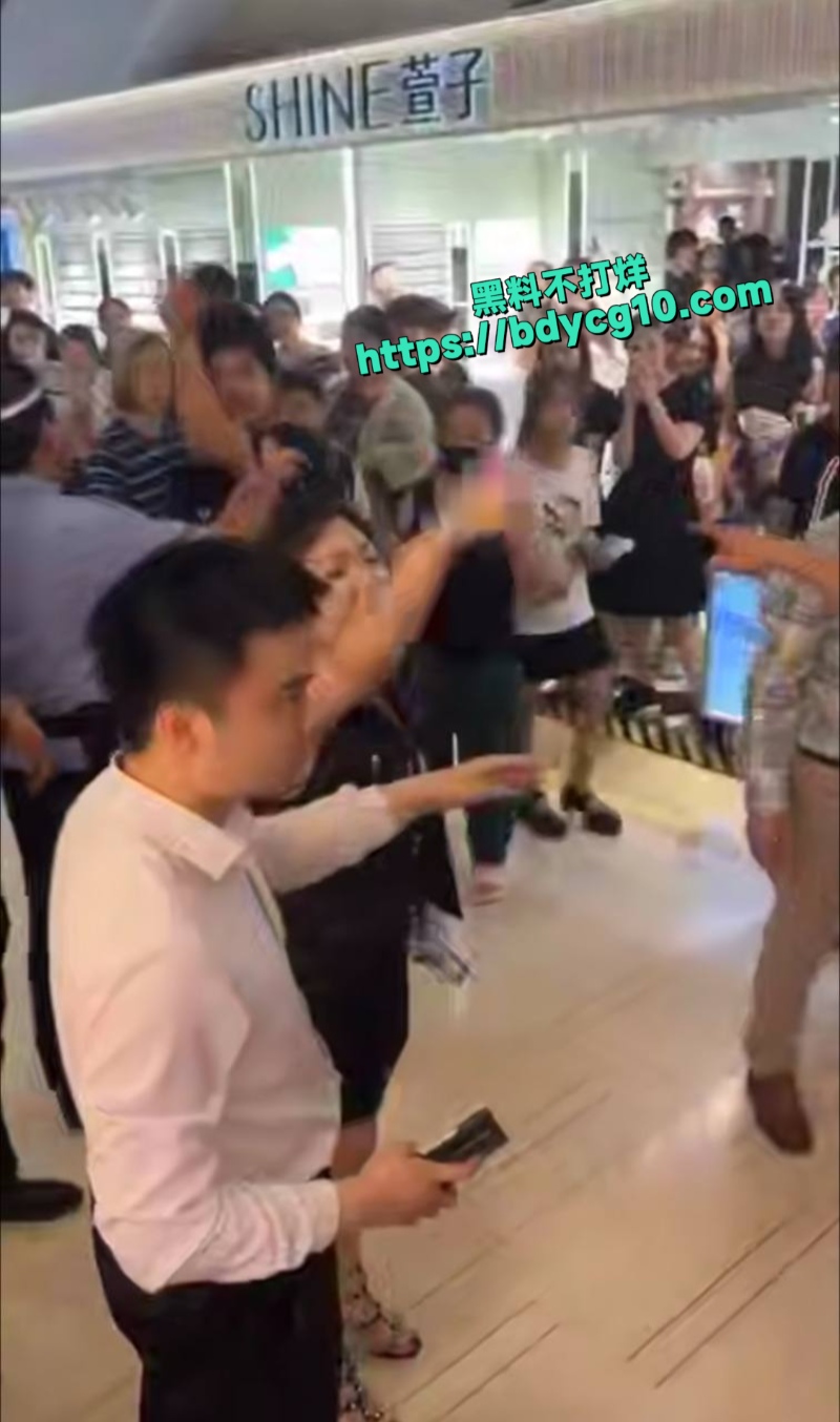 天津大悦城打架3