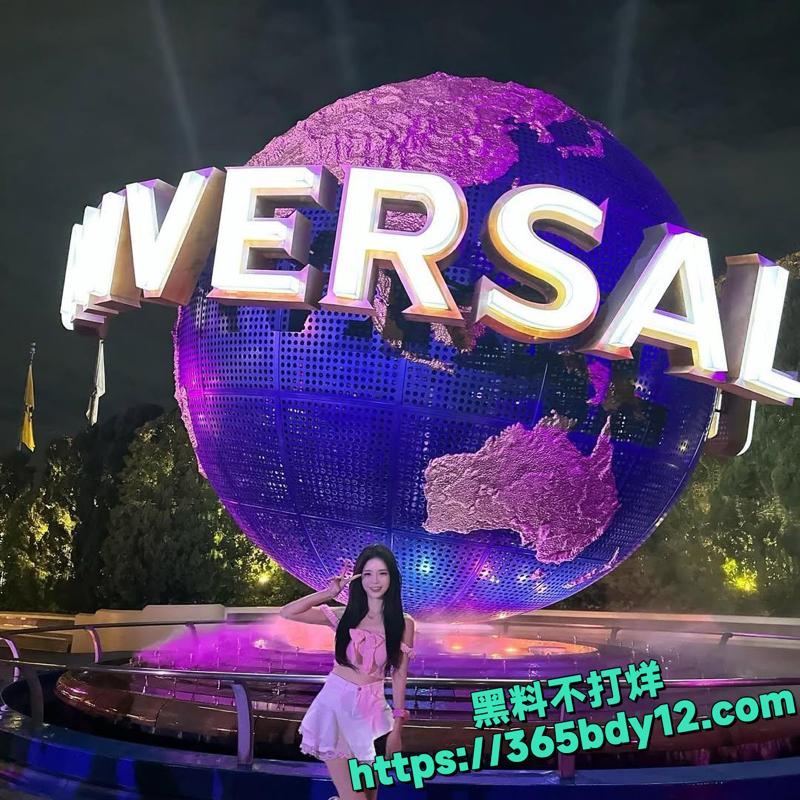 网红依婷与男友激情自拍后入视频6.