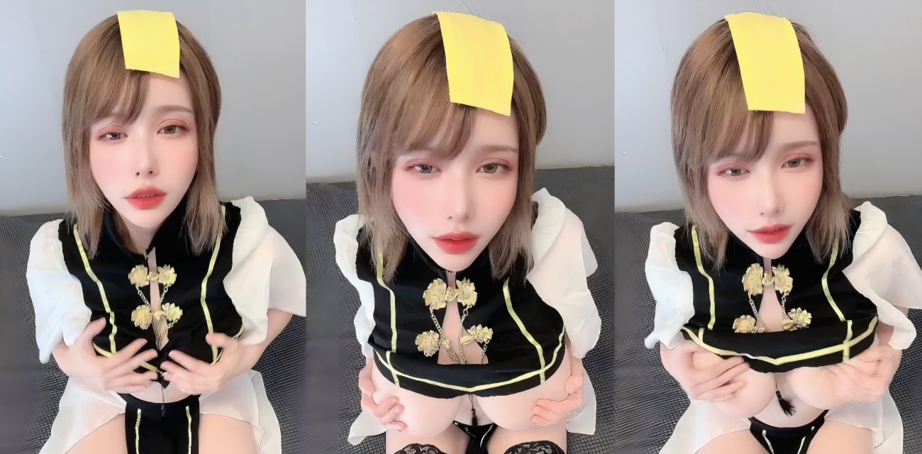 少女反差魅力万圣节僵尸娘Cosplay 沙发掀衣狂揉大奶 舌头舔屏看硬了