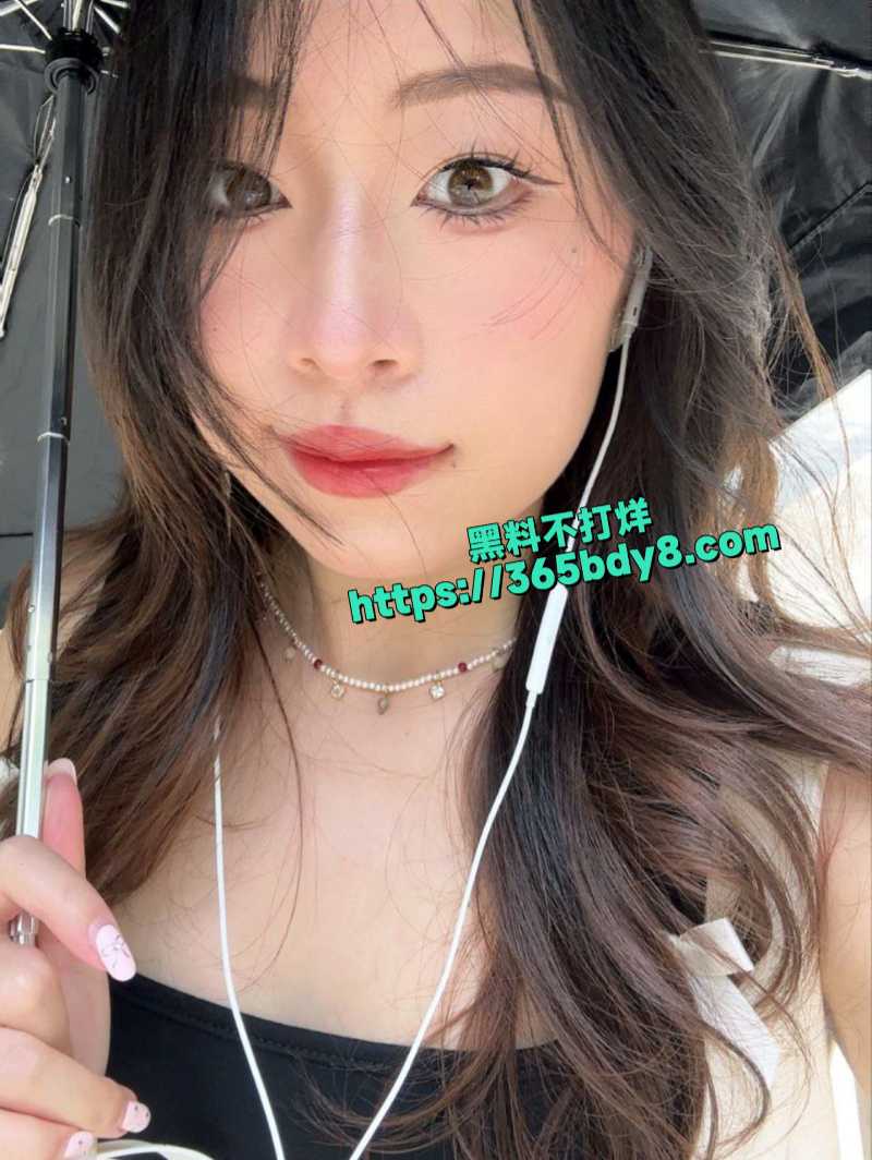 实习女大学生自拍合集11