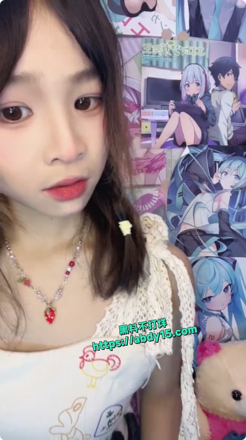 06年极品学生妹私拍流出 2