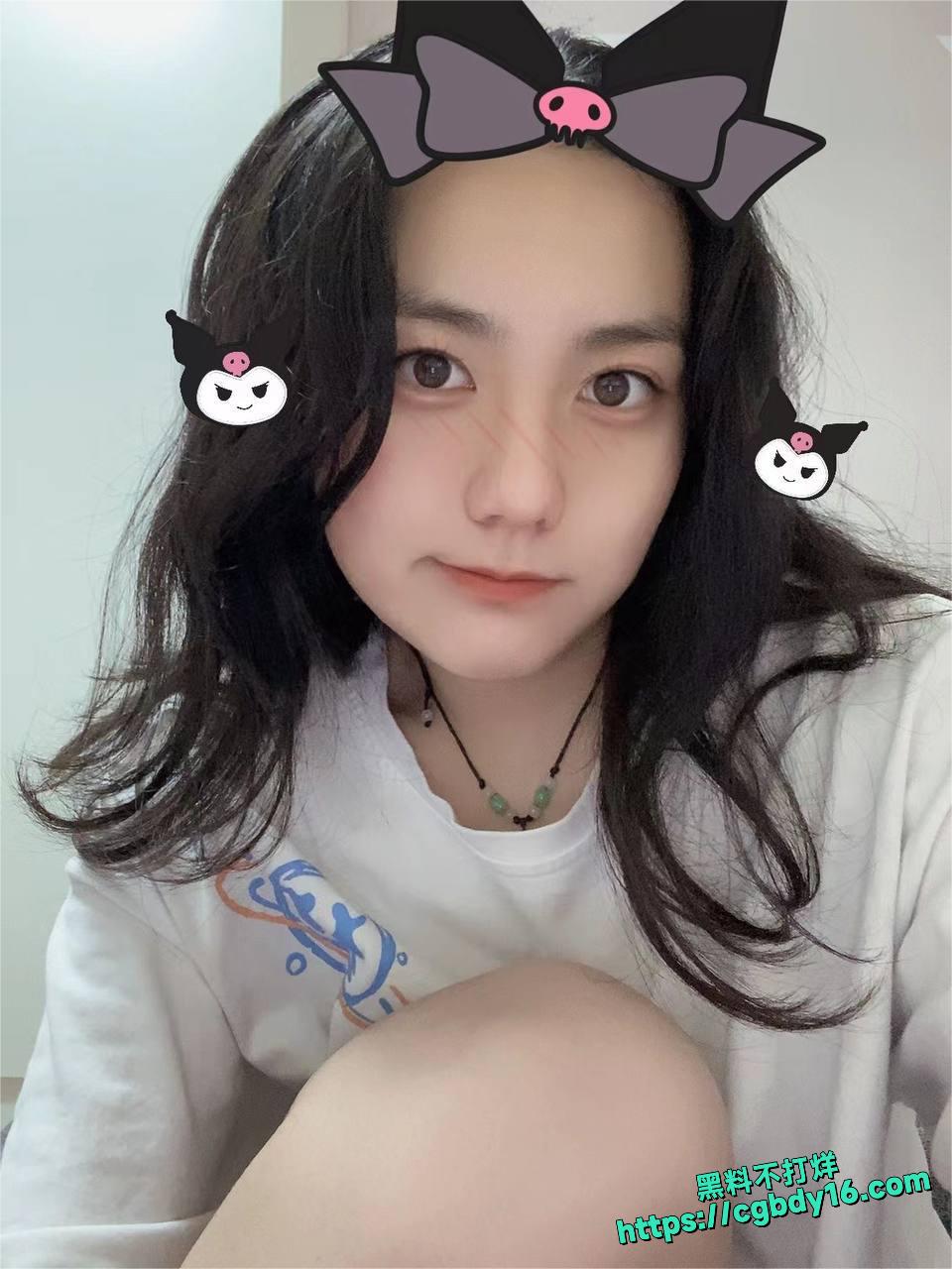 成都女大学生林青赟4