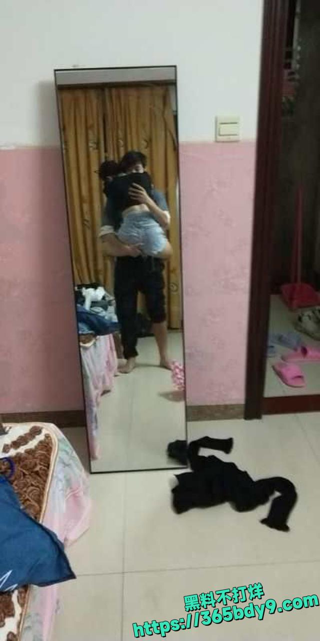美团外卖小哥送餐遇骚女顾客8
