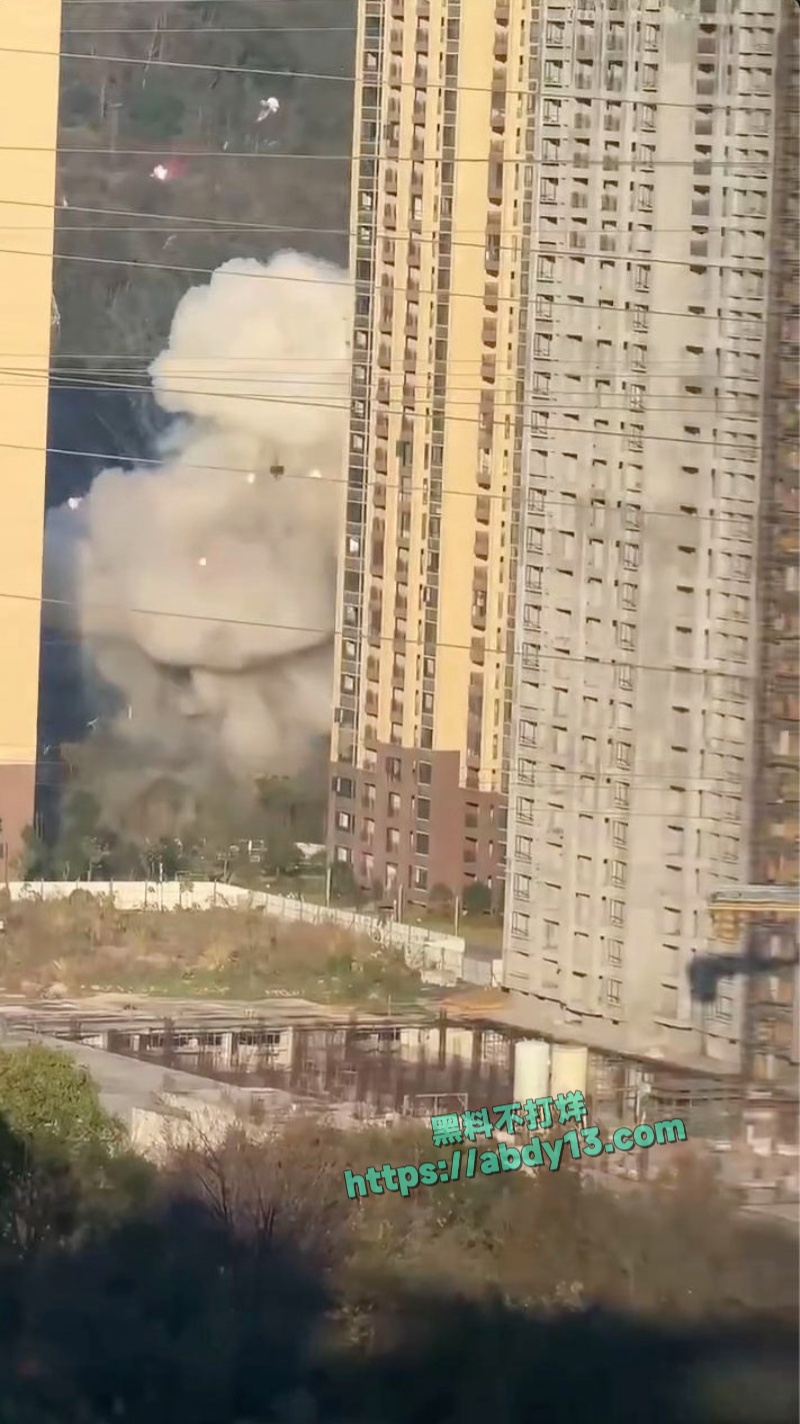 湖南郴州勇鑫烟花店突发爆炸 6