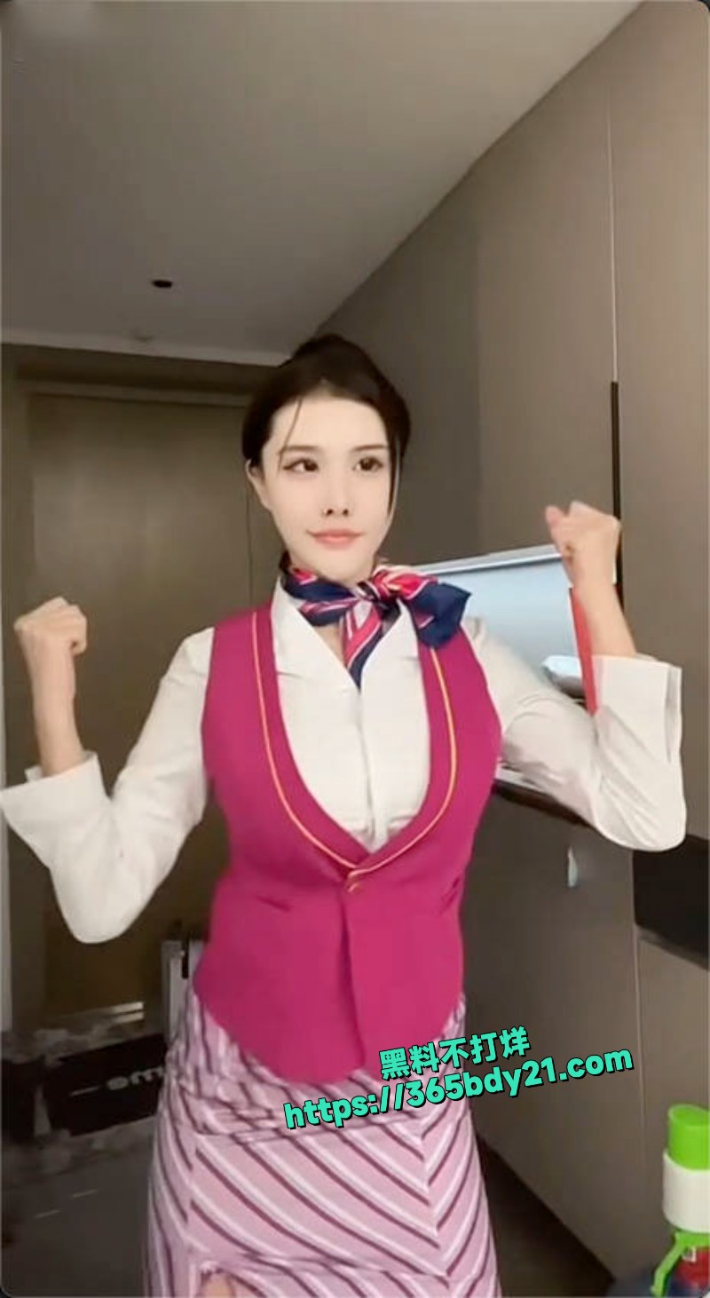 杭州巨乳网黄巨樱最新定制私拍 2