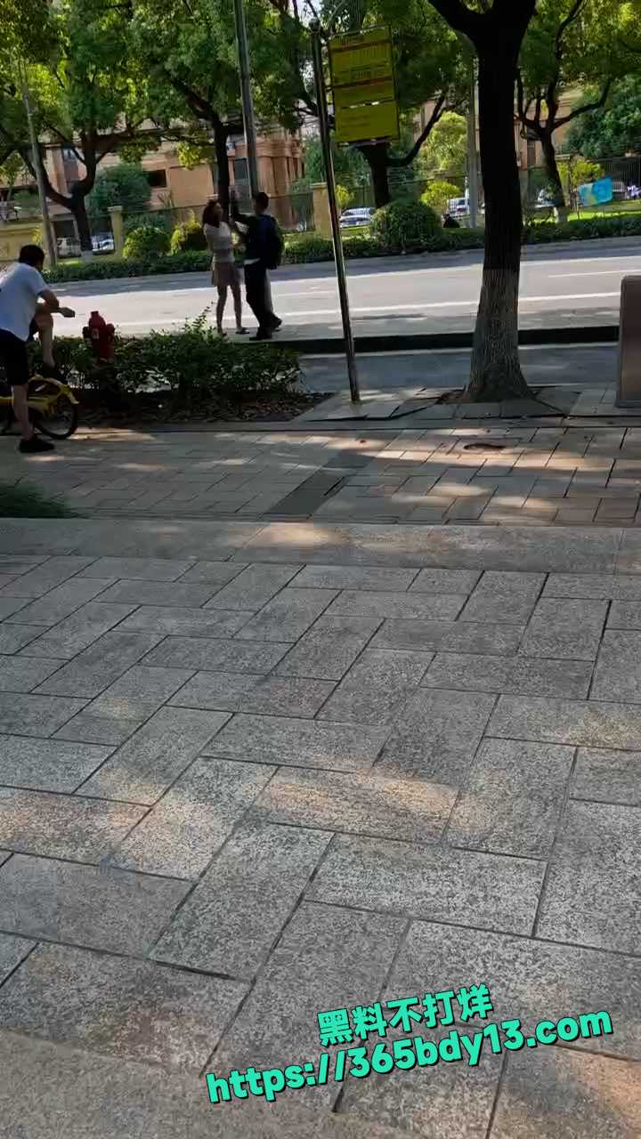 渣男聊骚10来个女的 5