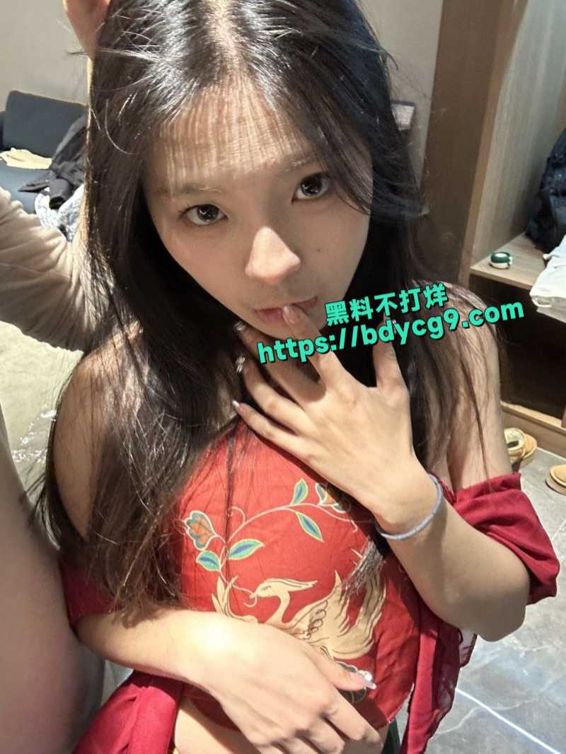 福建女大学生真实啪啪1