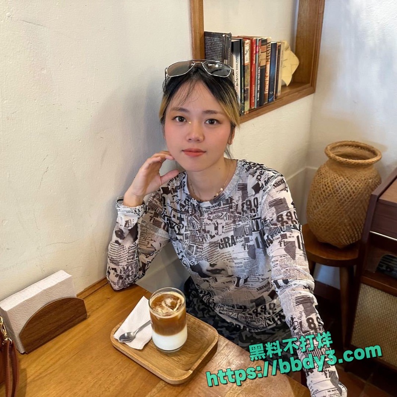 活泼的女孩36