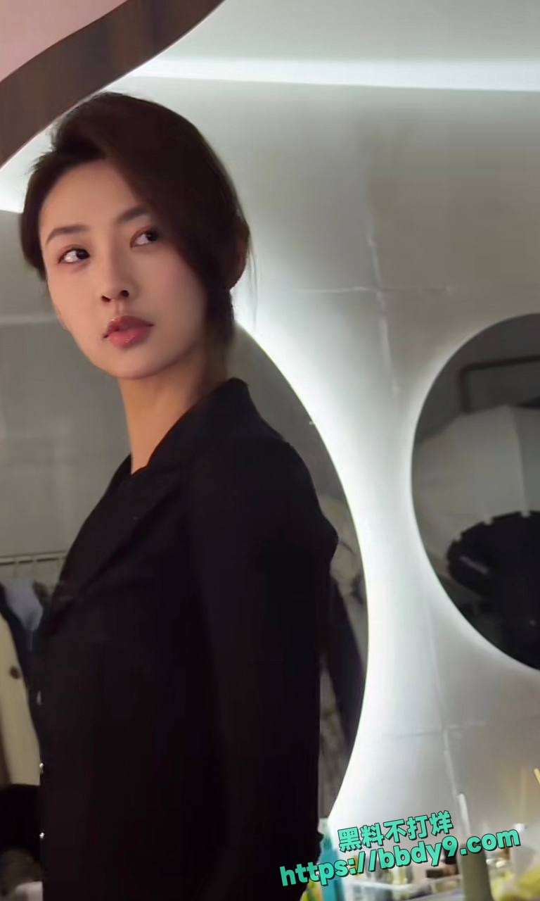 车模苏一宁为养孩子陪睡26