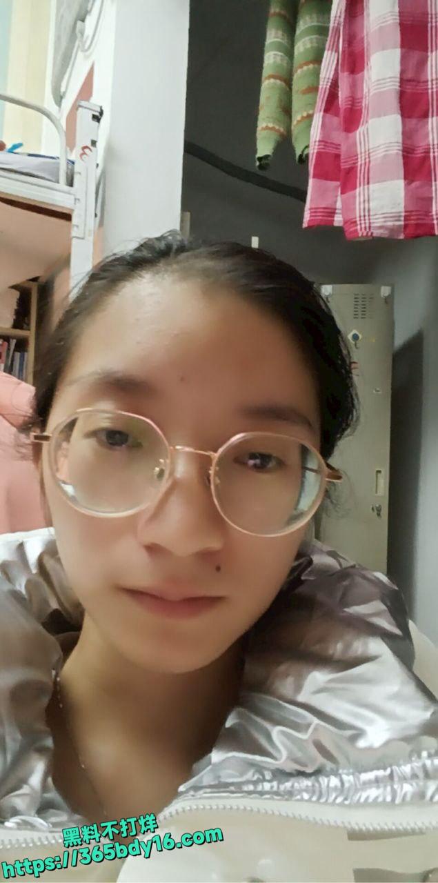 向婷梅反差婊私密视频曝光17
