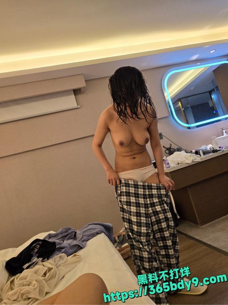 骚妻王丹丹背叛绿帽老公24