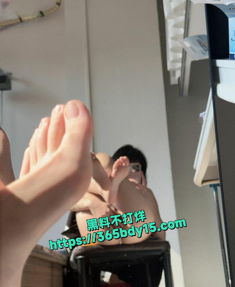 咸阳高颜值骚母狗 1