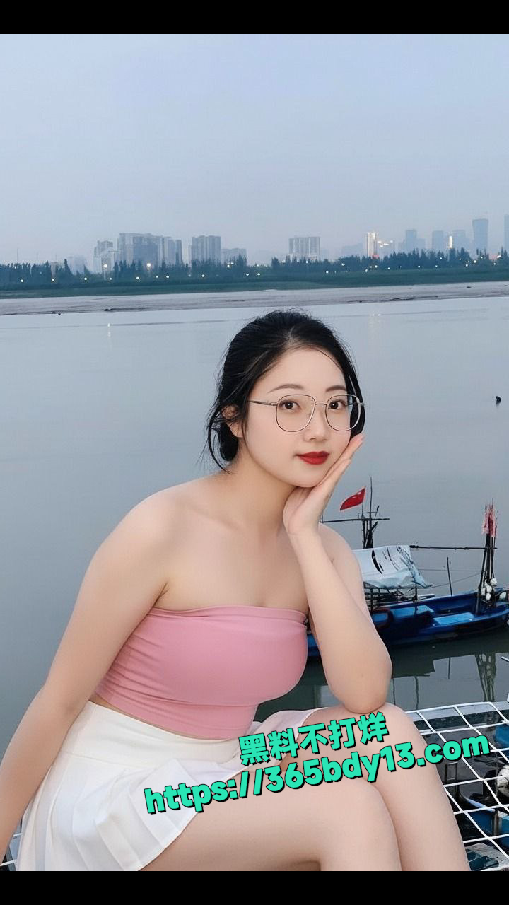 鸡吧套子母狗颜思妤 3