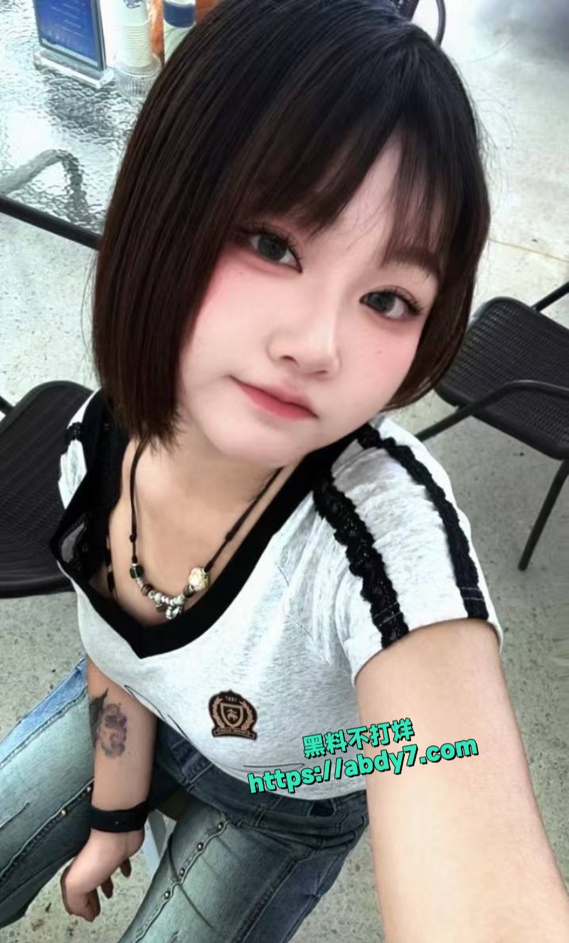 甘肃嘉峪关汽车销售骚逼徐璐 9