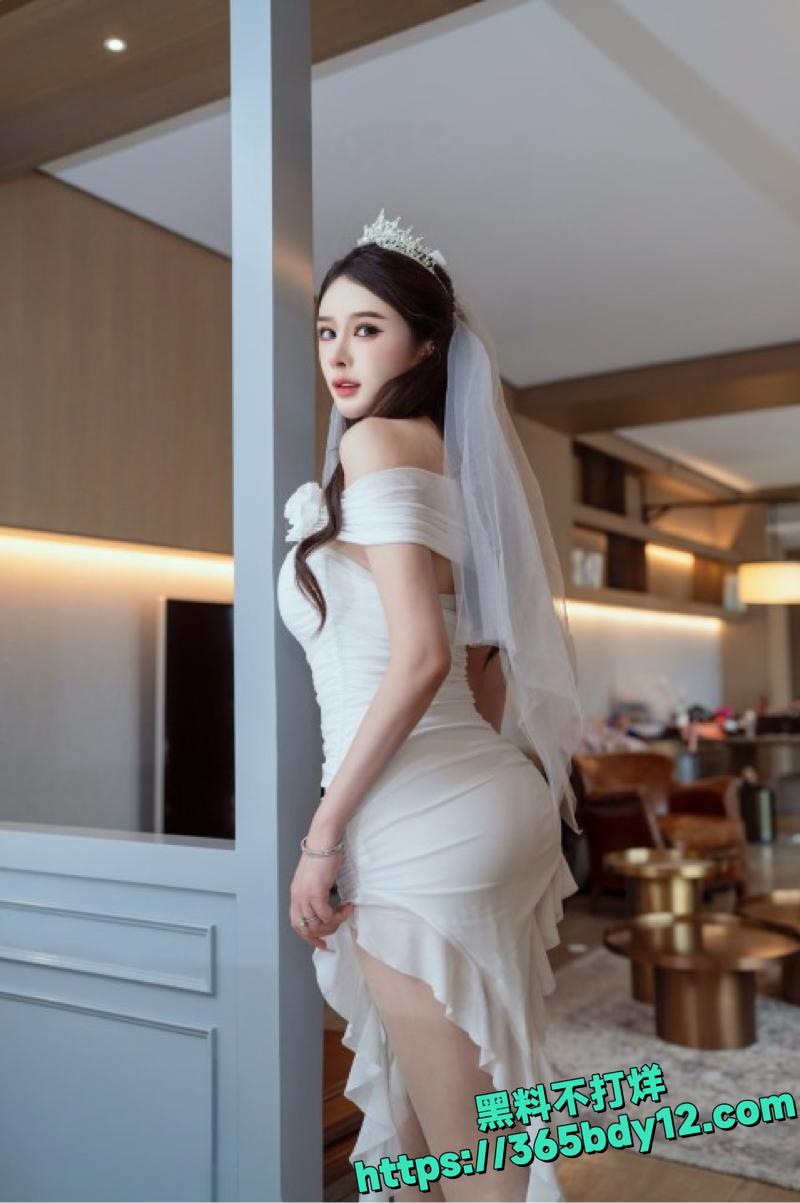 李丽莎秀人网巨乳女神 3.