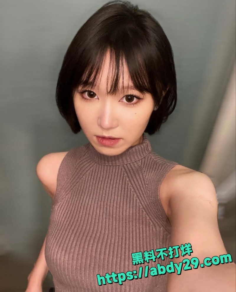 朱羿霏与男友激情性爱视频2