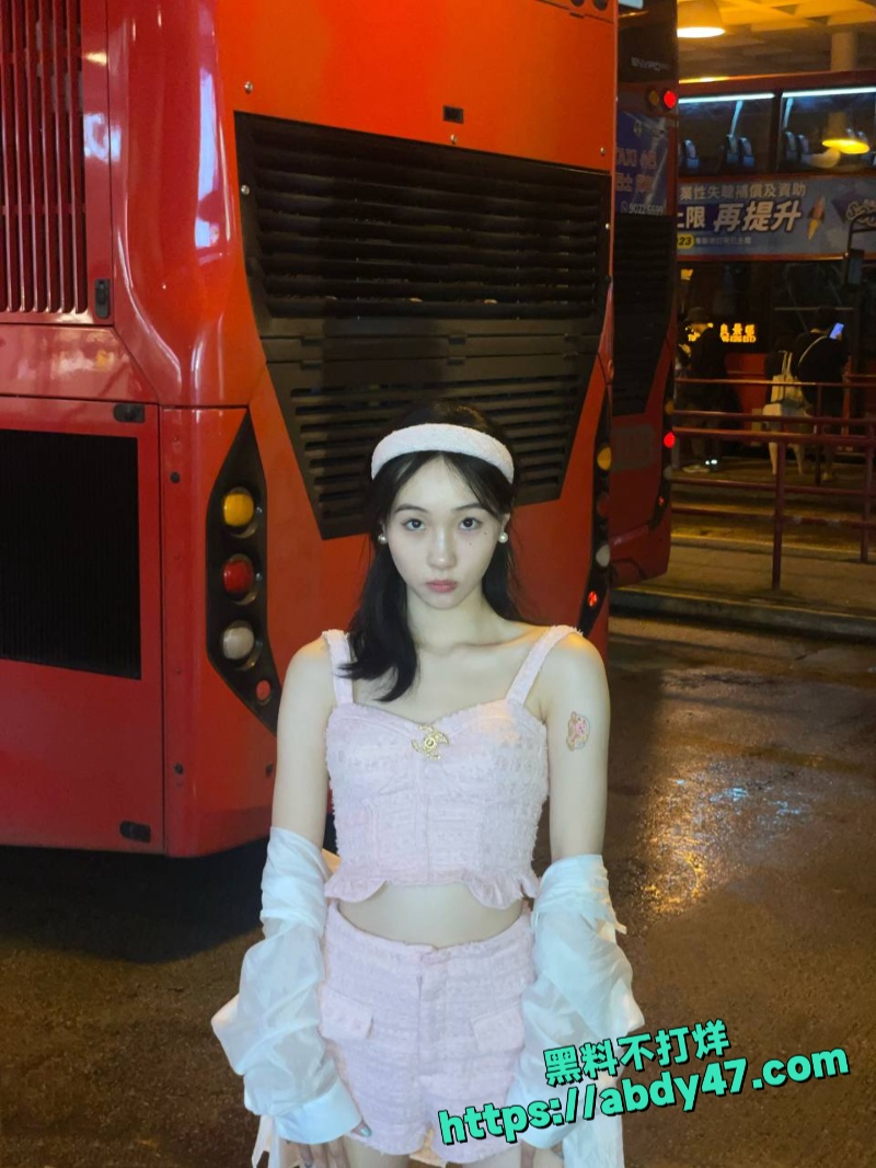 湖南反差学生妹赵娅2