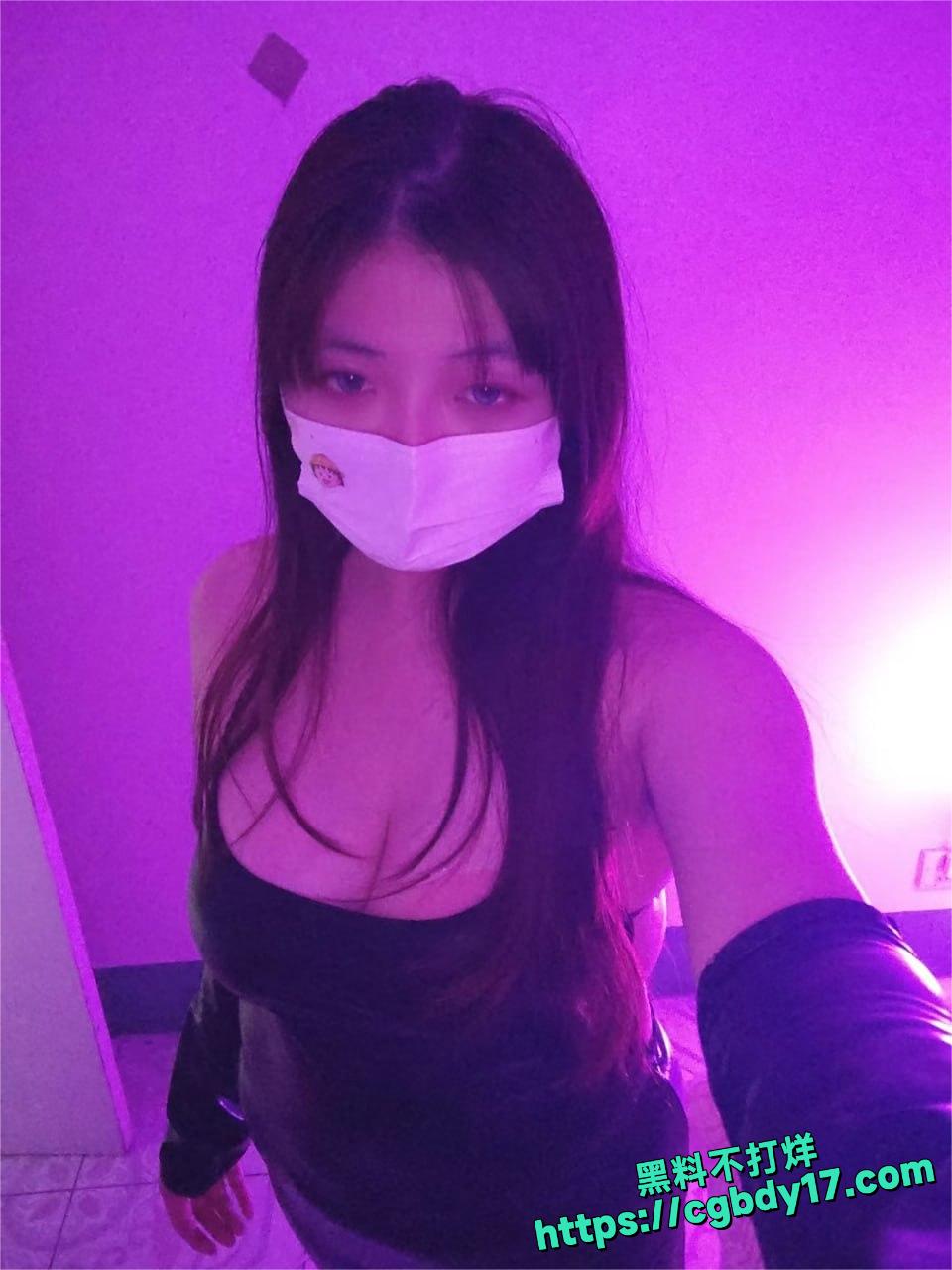 茶茶眼镜妹OiO4