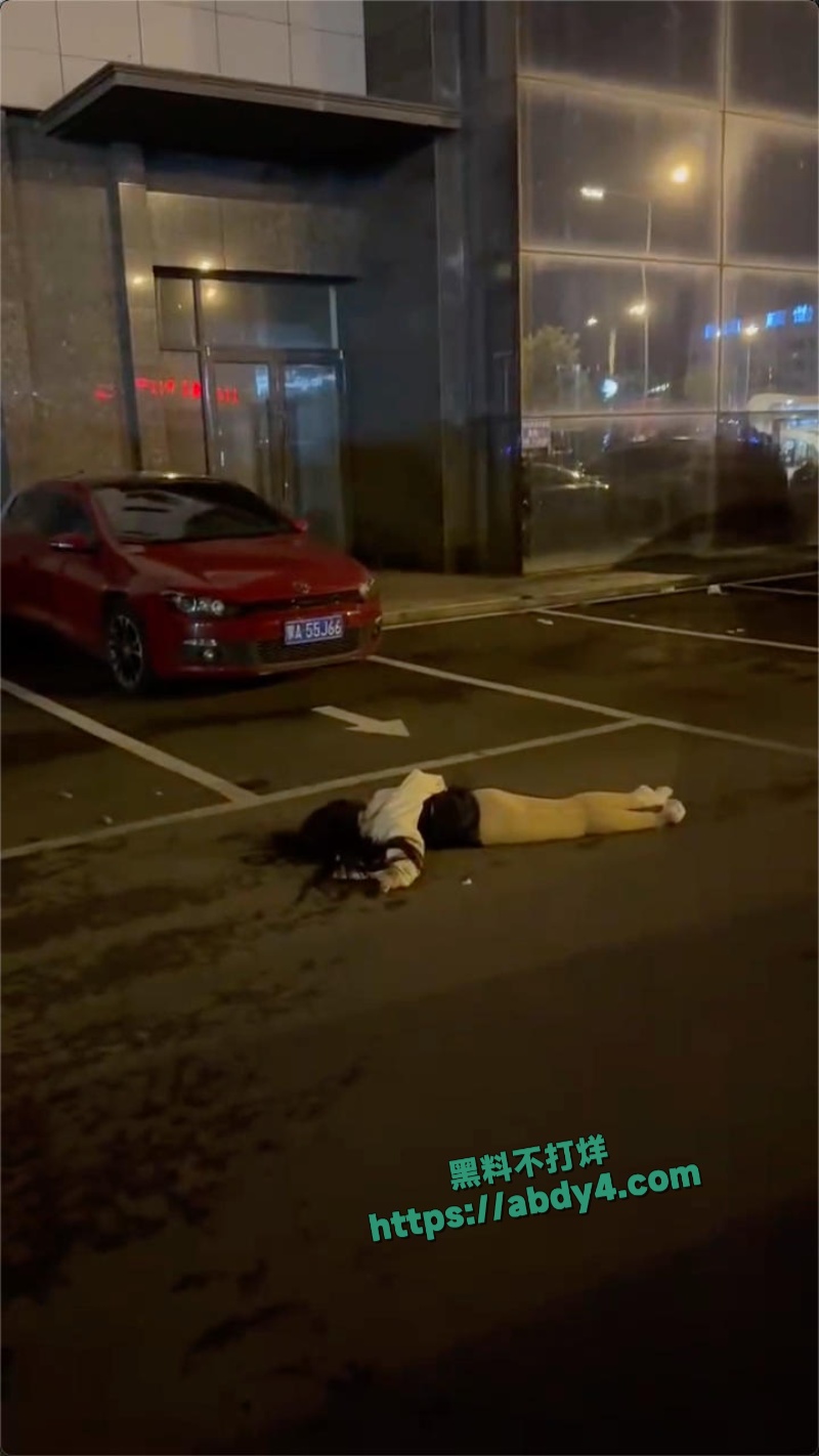 网传迈阿密酒吧兼职女跳楼事件后续 5