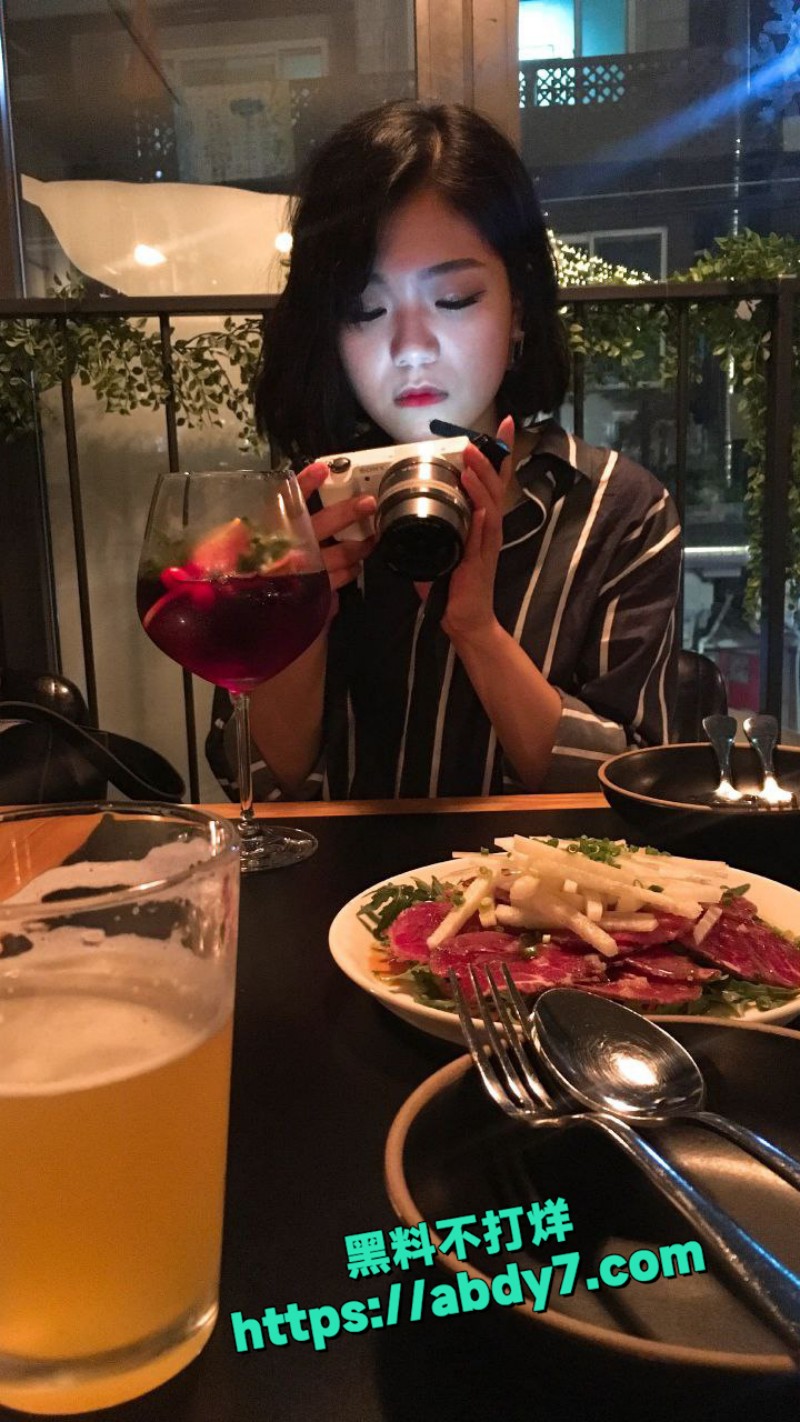 韩国高颜值人妻 妮妮 18