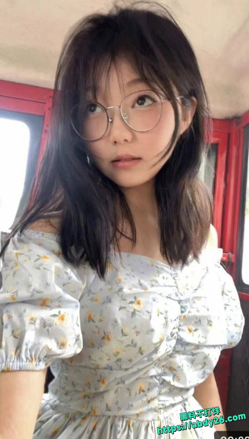 荔枝纯私人定制自慰视频5