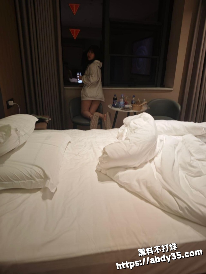 福建宁德王海婷约炮酒店调教后入6