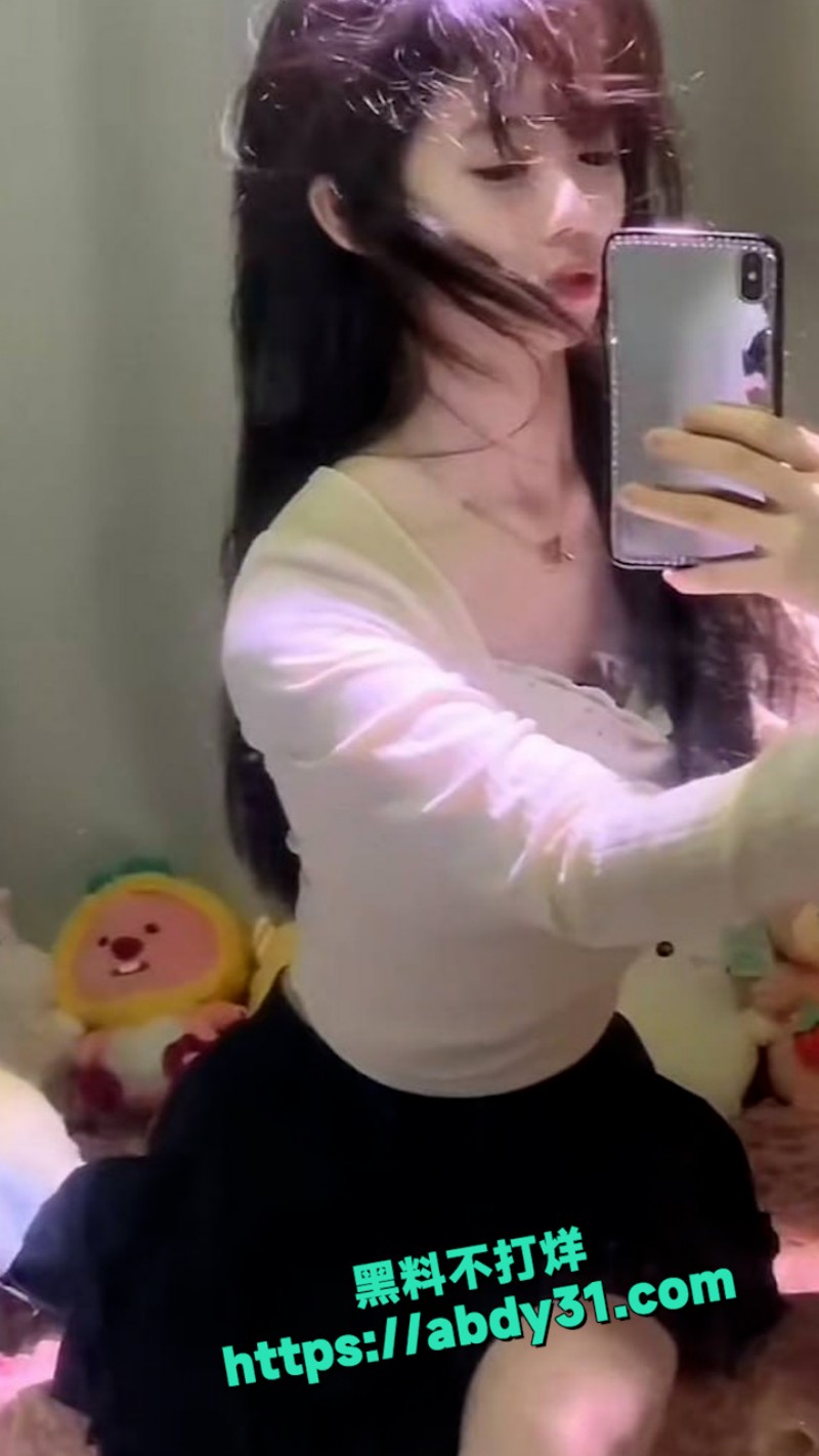 江西土豪包养三小妹 24