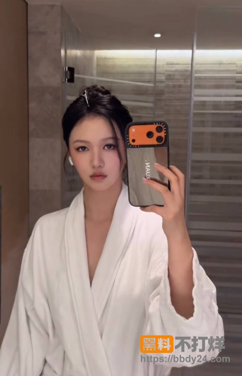 苏翊鸣与朱易 12
