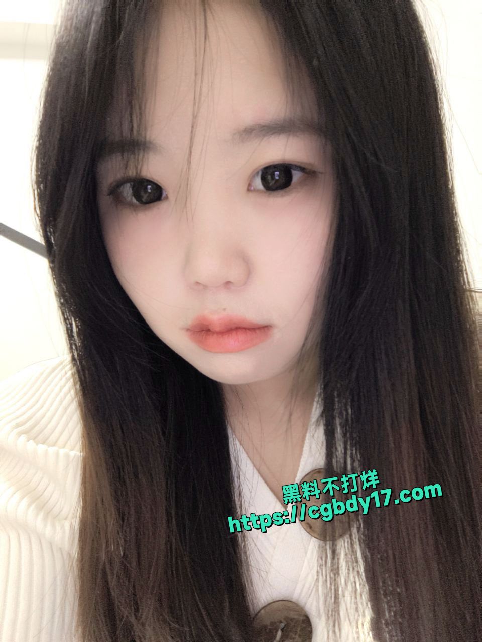 甘肃反差婊眼镜骚妹于雪 自慰抵押视频真情流露9