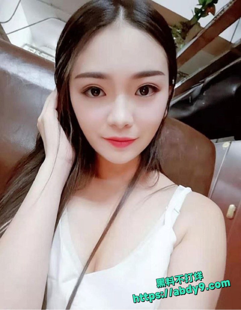 李韵被多人鸡巴轮番爆操 6