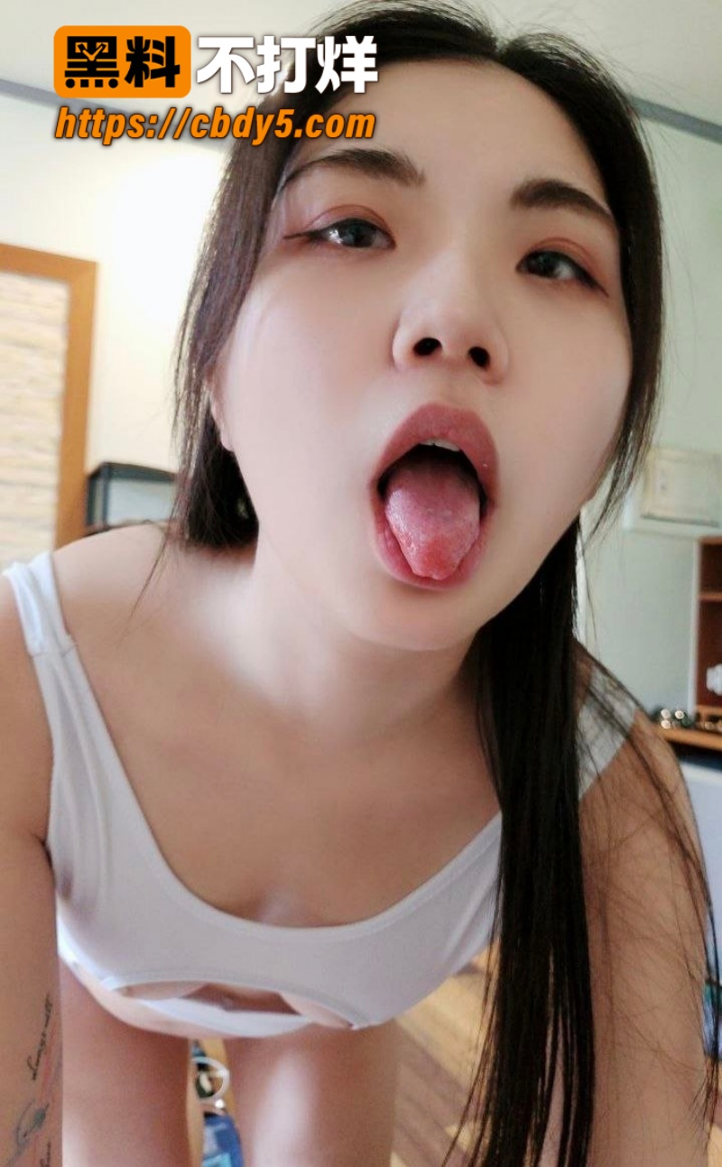 性格超好超配合完美露脸的极品反差母狗视图 7