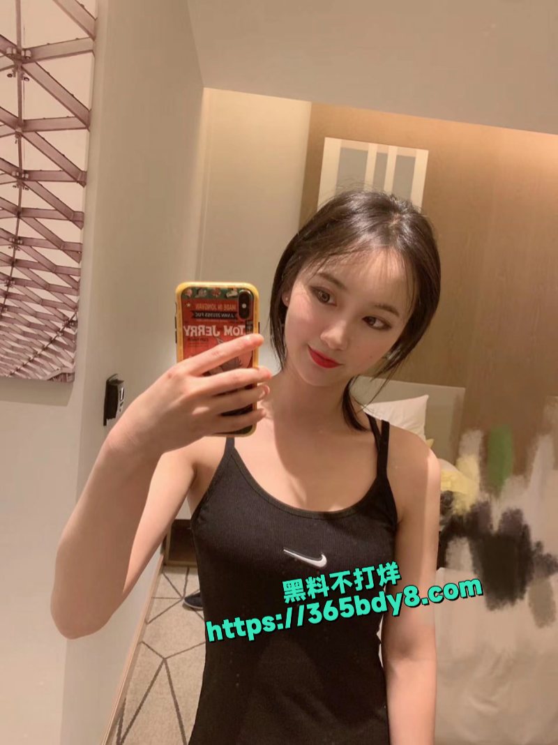 美女空姐和富二代男友之间的私密被渣男分手后曝光5