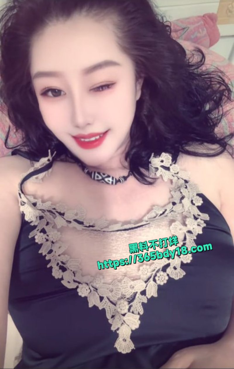 抖音极品巨乳肥臀熟女少妇Sasa15