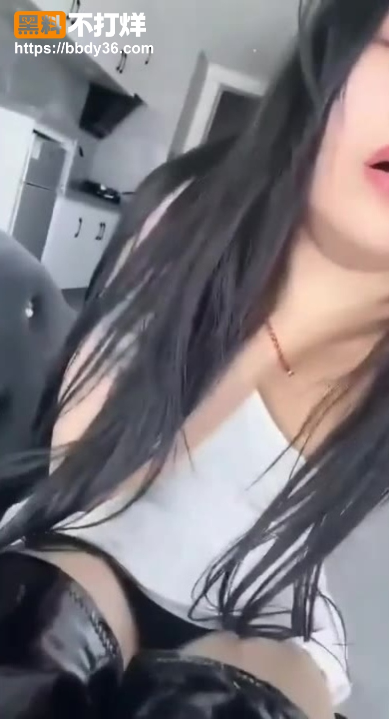 wann晚高颜值私密视频泄露1
