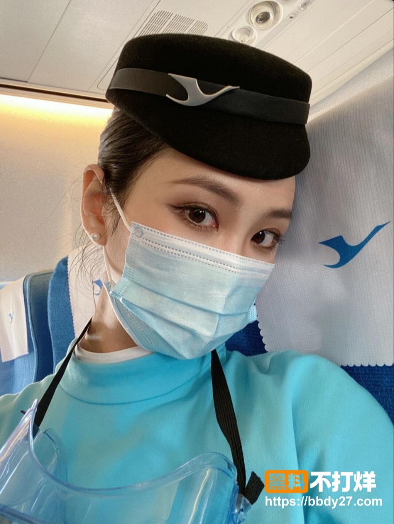高颜值厦航在职空姐欣欣杨03