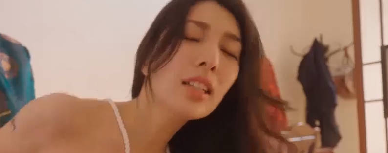 美女间谍任务失败惨遭操翻 好看到让人先撸为敬 极品身材被操