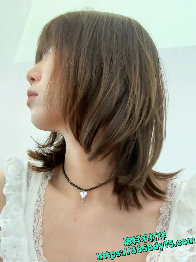 调教高颜值大学生视频流出26.