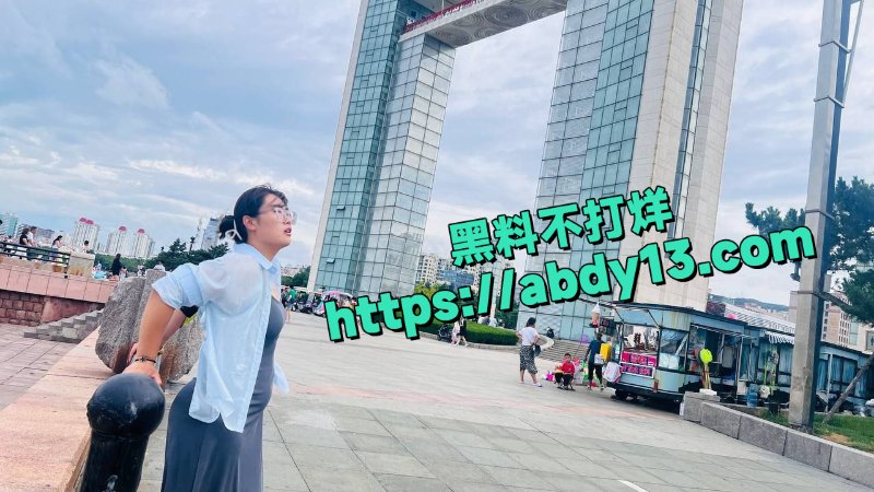 山东威海已婚少妇刘莹1