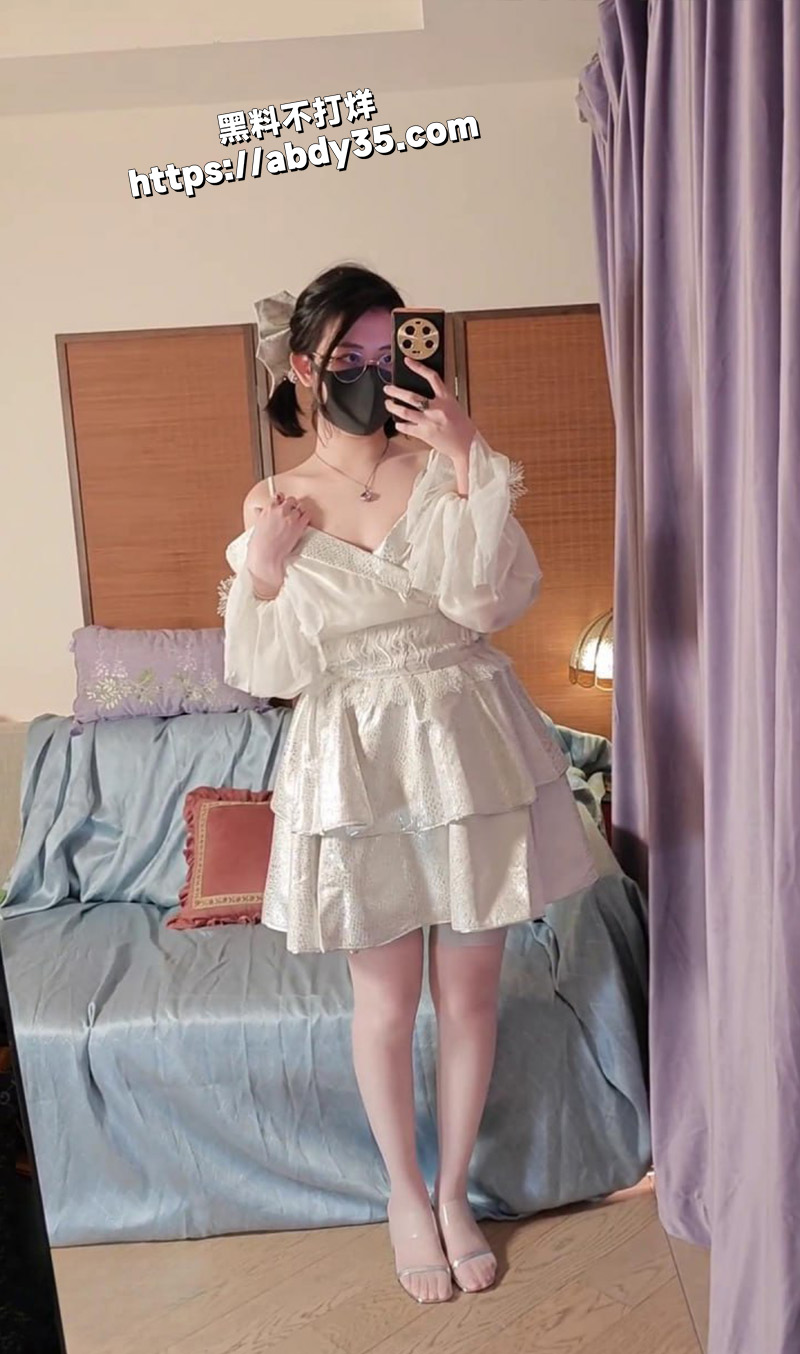 高颜值反差女神Anaimiya