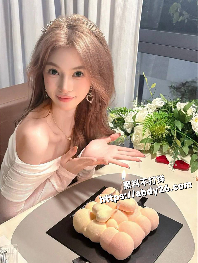 抖音小红书高颜值美妆网红2